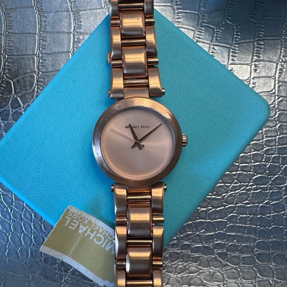 Rose Gold with Rose Gold band Delray MICHAEL KORS watch